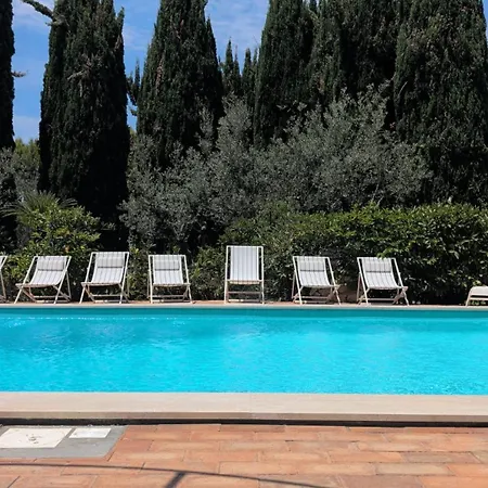 Capri Coral Apartment